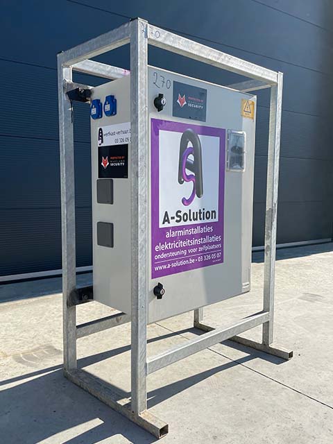 Werfkast Mono zijkant